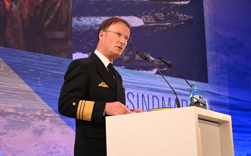 Vizeadmiral Axel Deertz, Befehlshaber der Flotte und Unterstützungskräfte & Stellvertreter des Inspekteurs der Marine Vizeadmiral Axel Deertz, Befehlshaber der Flotte und Unterstützungskräfte & Stellvertreter des Inspekteurs der Marine