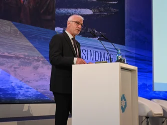 MinDirig Norbert Blumenthal, Unterabteilungsleiter Rüstung III,  BMVg 
